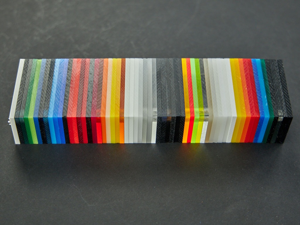 Musterkette Plexiglas® Farbsortiment