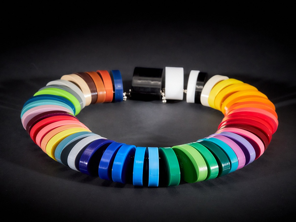 Musterkette Farbsortiment für 8 mm und 19 mm durchgefärbtes Acrylglas in RAL-Tönen